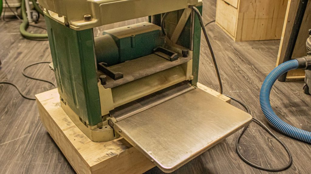 เครื่องรีดไม้