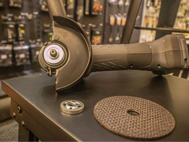 5 สาเหตุหลัก ของ ใบตัดเหล็ก แตก ที่พลาดกันได้ บ่อยที่สุด